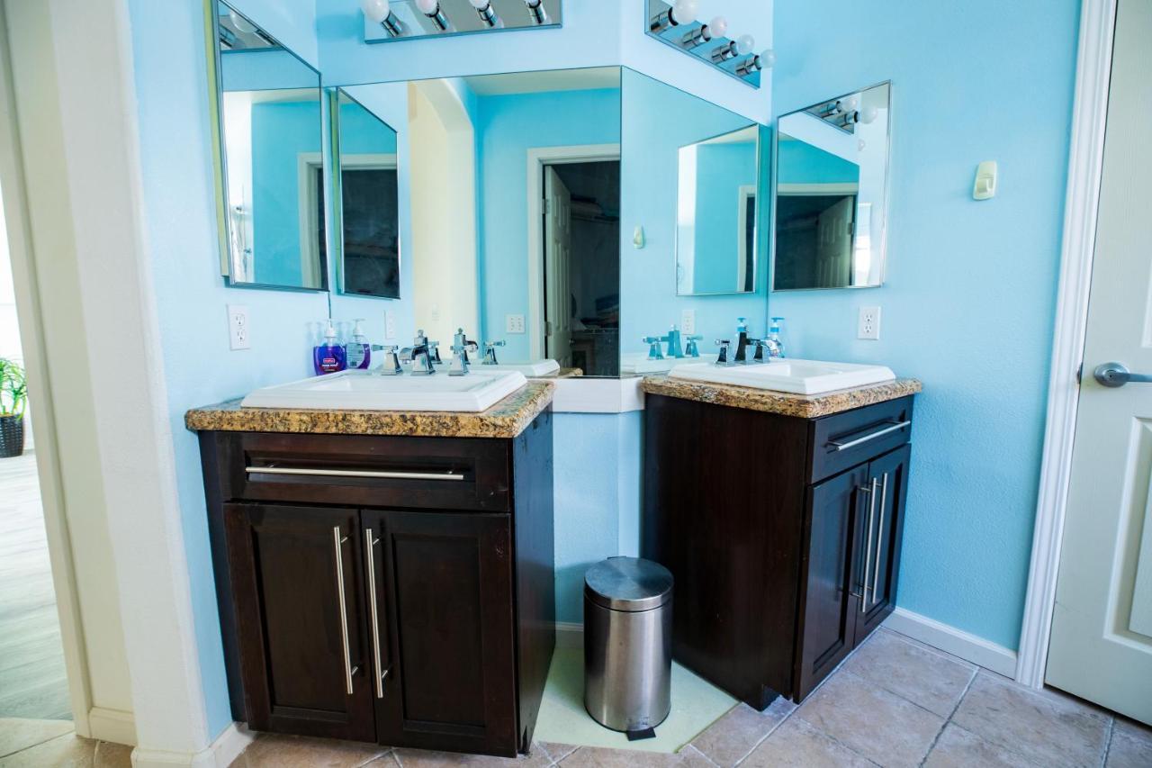 Luxury 1900 Sq Ft House Huge 46 Ft Pool & Hot Spa ラスベガス エクステリア 写真