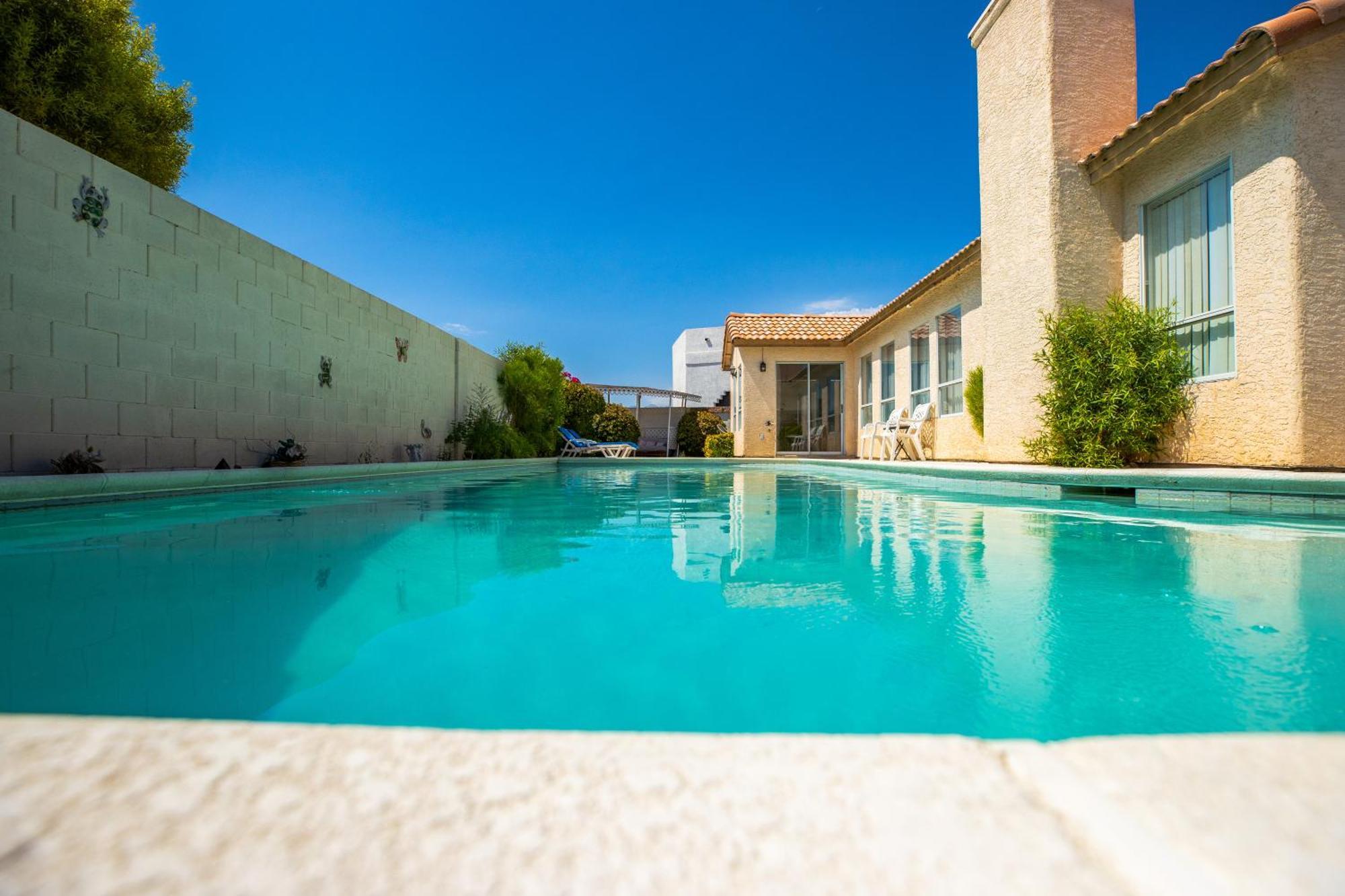 Luxury 1900 Sq Ft House Huge 46 Ft Pool & Hot Spa ラスベガス エクステリア 写真